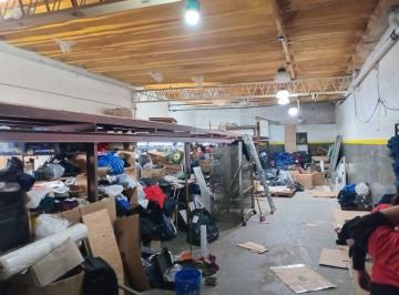 Depósito · 262m² · Deposito - Galpón en Venta con Oficinas Apto Credito