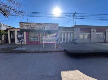 Casa · 135m² · 4 Ambientes · 1 Cochera · Casa en Venta de 3 Dorm. en San Cayetano