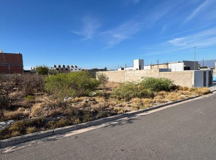 Terreno · 370m²