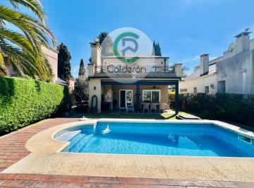 Casa · 190m² · 4 Ambientes · Casa en Alquiler Country Club Banco Provincia