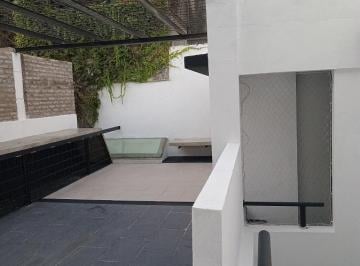 PH de 10 ambientes, Rosario · Casa de Autor - Diseño Moderno y Oasis Verde en Pleno Centro.