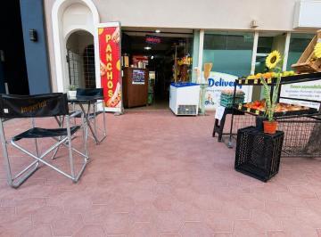 Local comercial · 25m² · 3 Ambientes · Local en Bombal Sur