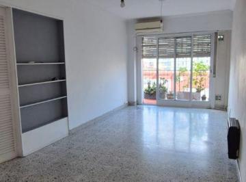 Departamento de 3 ambientes, Vicente López · Semipiso 3 Amb. con Balcón Al Frente | a m de Maipú | Muy Luminoso