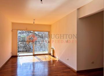 Departamento · 55m² · 3 Ambientes · 1 Cochera · Departamento Al Frente con Balcon Muy Luminoso Alquiler en Villa Crespo