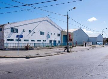 Bodega-Galpón · 5000m² · Alquiler – Importante Propiedad Industrial en Río