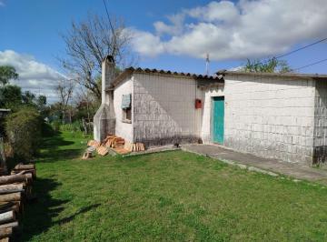 Casa · 200m² · 4 Ambientes · 1 Cochera · Casa en Alquiler Piedras Coloradas