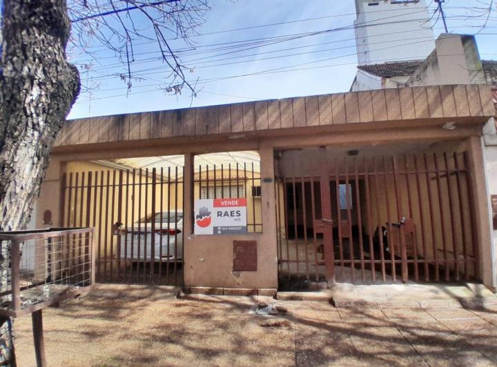 Casa · 180m² · 4 Ambientes