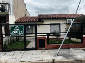 Casa de 4 ambientes, Tres de Febrero · Hermoso 7x20 Calle Fels Ciudad Jardin