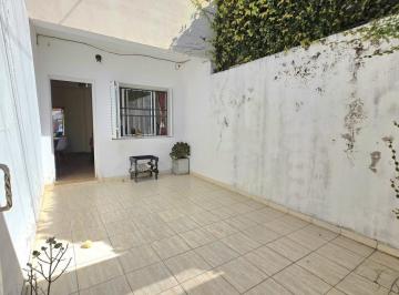 Departamento · 41m² · 2 Ambientes · Departamento con Cochera en Sargento Cabral!