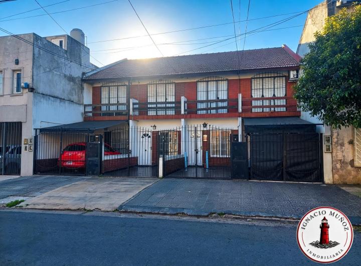 Casa · 65m² · 3 Ambientes · 1 Cochera