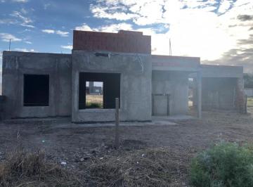 Casa de 4 ambientes, Colonia Tirolesa · Casa de 350 m² con 2 Dorm. en Venta en Colonia Tirolesa a Terminar
