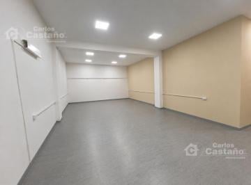 Local comercial · 307m² · 10 Ambientes · Exc. Local o Galpón/deposito (Uso Comercial), Sin Expensas en Villa Urquiza