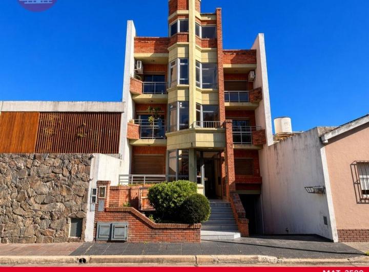 Departamento · 88m² · 4 Ambientes · 2 Cocheras