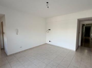 Departamento · 40m² · 2 Ambientes · Alquiler - Dpto 2 Ambientes con Balcon - Larrea 1800 Ramos Mejia