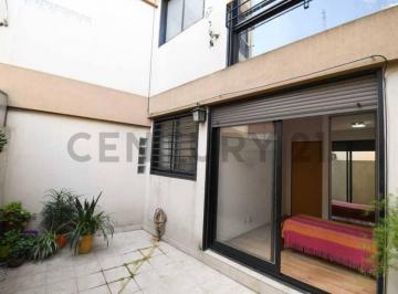Departamento · 52m² · 3 Ambientes · Venta Depto 3 Amb Al Frente con Patio Propio en Villa Lugano!