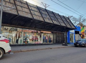 Local comercial · 633m² · 2 Ambientes · Local en Lobos