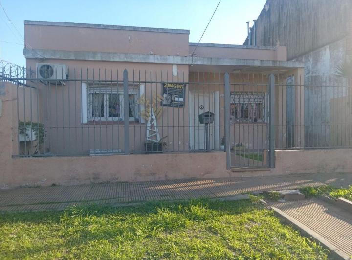 Casa · 80m² · 3 Ambientes · 1 Cochera