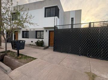 Departamento de 5 ambientes, Jesús Nazareno · Alquila Guaymallen Proyecta Desarrollos Inmobiliarios