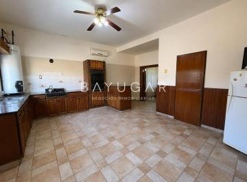Casa · 130m² · 3 Ambientes · 2 Cocheras · Casa Venta 14 de Julio 254 - Villa Mitre - Bahía Blanca
