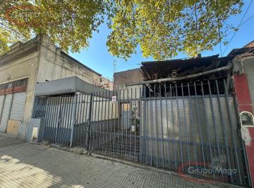 Edificio · 146m² · 6 Ambientes · 1 Cochera · Casa Lote Propio 6 Amb Ent/auto Patio Tza Solo Uso Comercail