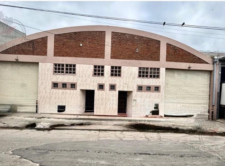 Local comercial · 1361m² · 2 Cocheras