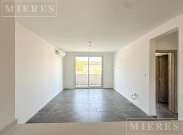 Departamento · 71m² · 3 Ambientes · 1 Cochera · Departamento en Venta en Saravi Village