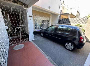 Casa · 223m² · 3 Ambientes · 2 Cocheras · Venta de Casa San Martin