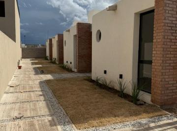 Casa · 50m² · 1 Dormitorio · 1 Cochera · Casa en Docta Parque