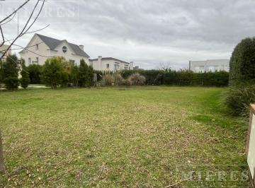 Terreno · 598m² · Lote Interno en El Barrio Los Sauces, Nordelta