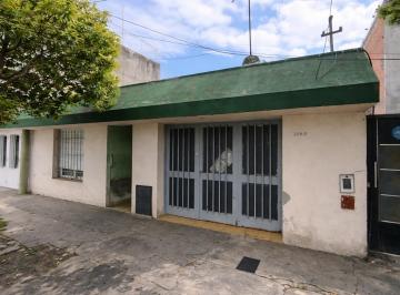 Casa · 62m² · 3 Ambientes · 1 Cochera · Venta Casa de 2 Dorm. y Garage