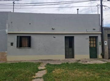 Casa · 94m² · 2 Ambientes · Oportunidad en Maria Selva