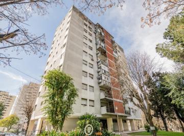 Departamento · 70m² · 4 Ambientes · 1 Cochera · Venta - Departamento - 4 Ambientes - Balcon - Frente - Villa Celina - Permuta - Apto Credito