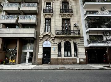 Casa · 800m² · Edificio de Estilo Francés de 4 Plantas con Ascensor. Excelente, Único!