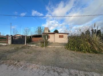 Casa · 90m² · 2 Dormitorios · 1 Cochera · Venta de Casa en Villa Giardino