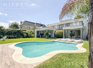 Casa · 465m² · 7 Ambientes · 2 Cocheras · Casa en Venta Sobre Lote Interno, Los Castores Nordelta