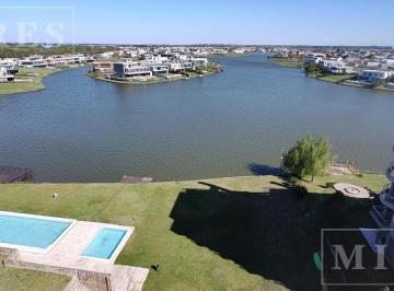 Departamento · 115m² · 5 Ambientes · 2 Cocheras · Duplex en Alquiler en Islas del Golf, Edificio Qbay Golf
