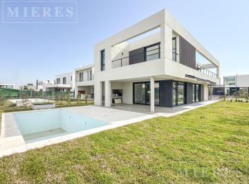 Casa · 223m² · 7 Ambientes · 2 Cocheras · Casa en Venta a Estrenar Carpinchos, Nordelta