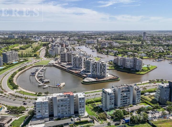 Departamento · 174m² · 4 Ambientes · 2 Cocheras