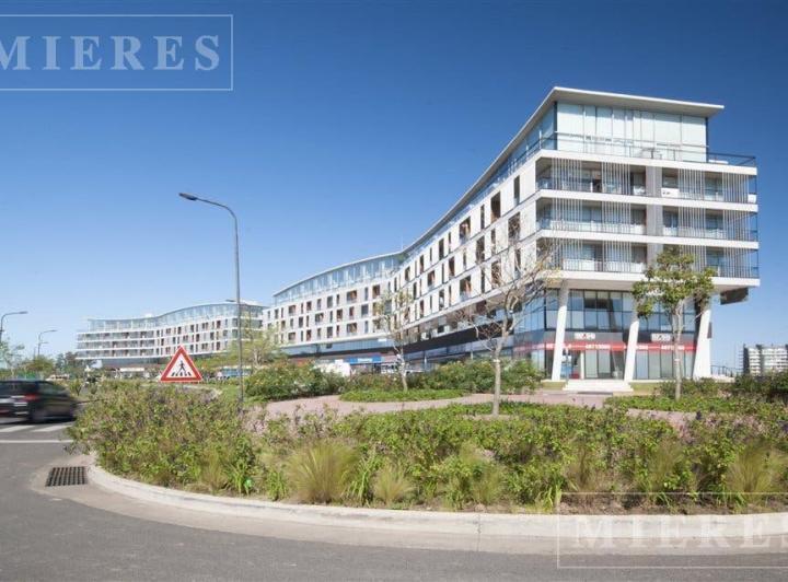 Oficina comercial · 71m² · 1 Cochera