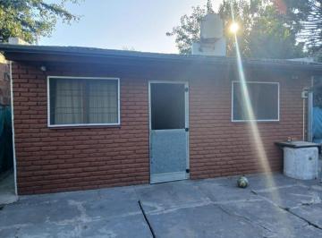 Casa de 3 ambientes, Pilar · Casa a Una Cuadra Calle Uruguay - 300 m² - Escritura