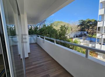 Departamento · 70m² · 2 Ambientes · Venta de Semipiso de Categoría en Parque San Martín