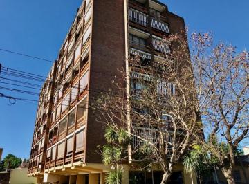 Departamento · 60m² · 3 Ambientes · Departamento 3 Amb Vende Castelar