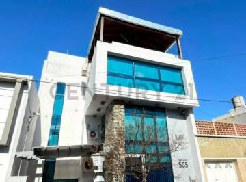 Oficina comercial · 270m² · 7 Ambientes · 1 Cochera · Oportunidad Edificio de Oficinas en Zona Tribunales