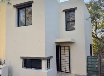 Casa de 5 ambientes, Villa Allende · Duplex en Alquiler en Villa Allende