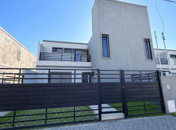 PH de 4 ambientes, Córdoba · Duplex a Estrenar, Quebrada de Las Rosas - Apto Credito.