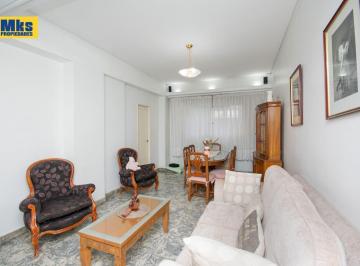 Departamento · 91m² · 4 Ambientes · Departamento 3 Ambientes C/dependencia en Venta. Planta Baja Al Frente con Patio. Orientación Norte.
