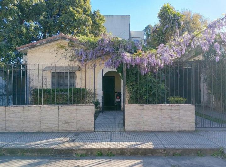 Casa · 200m² · 4 Dormitorios