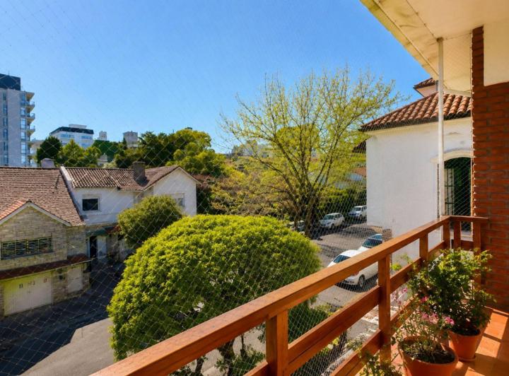 Departamento · 81m² · 5 Ambientes · 1 Cochera