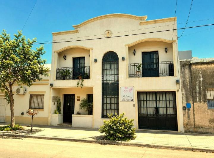 Casa · 95m² · 5 Ambientes