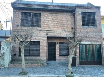 Casa · 140m² · 5 Ambientes · 1 Cochera · Casa en Venta - Padua Norte